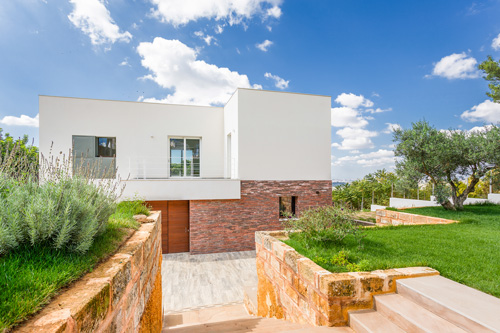 La-scalinata-d'ingresso