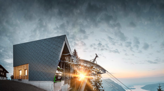 Un viaggio in quota immersi nella natura | PREFA per la funivia Rigi