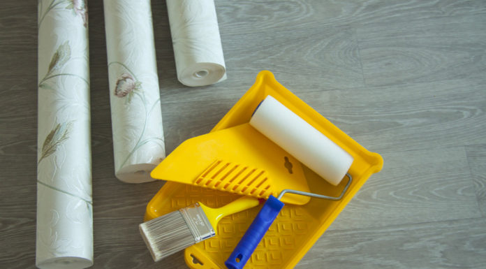 Come mettere la carta da parati | Procedimento illustrato come mettere la carta da parati