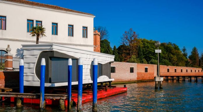Internorm per il futuro dell’abitare fa scalo a Venezia con Biosphera Genesis, modulo abitativo rigenerativo