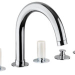 Frattini-PEPE-Batteria-bordo-vasca-5-fori-Finitura-cromo-Maniglia-bianco-marmo-12029ABM-stillife