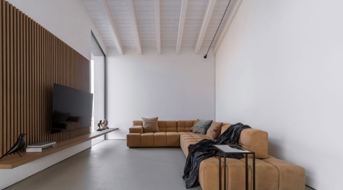 Essenzialità, minimalismo, armonia: il progetto Casa Erre