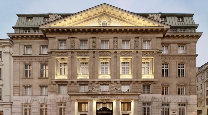 Park Hyatt: da sede di una banca ad hotel a 5 stelle