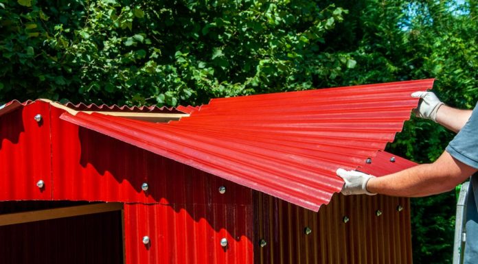 Colore e resistenza con le lastre ELYPLAST in vetroresina elyplast