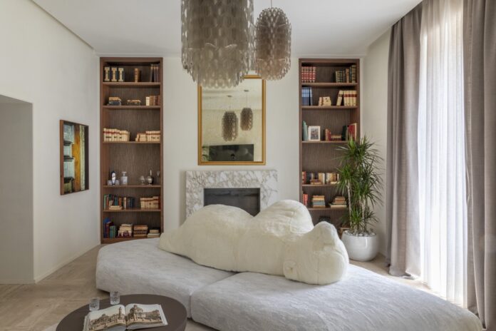 Luxe Rome Apartment (25)