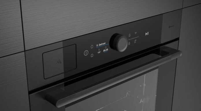 Beko presenta la collezione “Midnight Line” a EuroCucina 2024