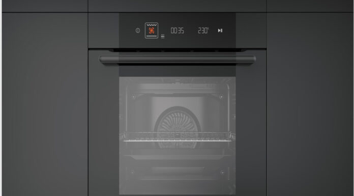 Design Lines Area: forno Midnight bPRO500 Beko