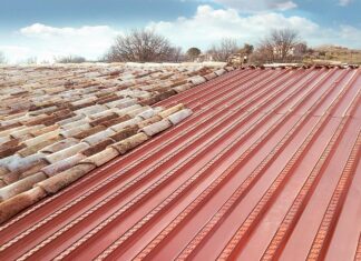 Sottocoppo metallico coibentato di Fibrotubi: innovazione nella copertura edilizia