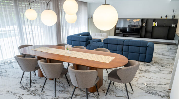 Interno 4 di Ceramiche Keope: eleganza marmorea per una villa ad Altamura