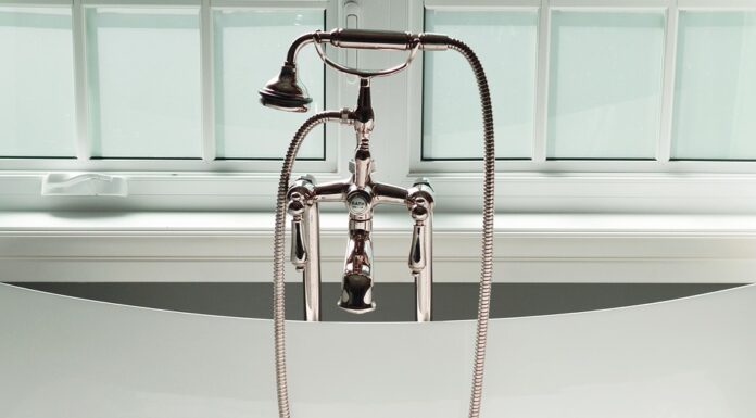 Ristrutturazione del Bagno: Cosa considerare per evitare problemi