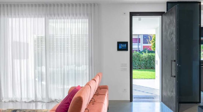 Design distintivo, massimo comfort: Vimar Linea e By-me Plus in una villa nella pianura patavina