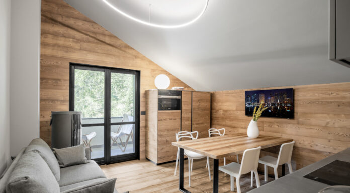 Miniappartamento in montagna | Legno di larice protagonista miniappartamento in montagna