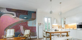 Ristrutturazione zona giorno | Grafiche pop con note jazz ristrutturazione zona giorno