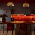 Interior folk: tradizione slava, colore ed eclettismo per un abitare contemporaneo