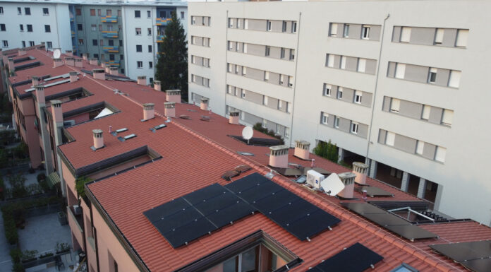 La ristrutturazione della copertura di un complesso residenziale a Imola: comfort ed efficienza energetica Isotec XL