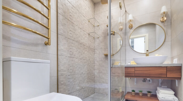 Ristrutturare un bagno piccolo: progettazione, materiali e normative ristrutturare bagno piccolo