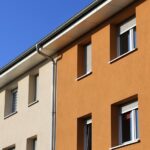 Come scegliere la finitura per una facciata esterna: criteri, materiali e soluzioni Come scegliere la finitura per una facciata esterna